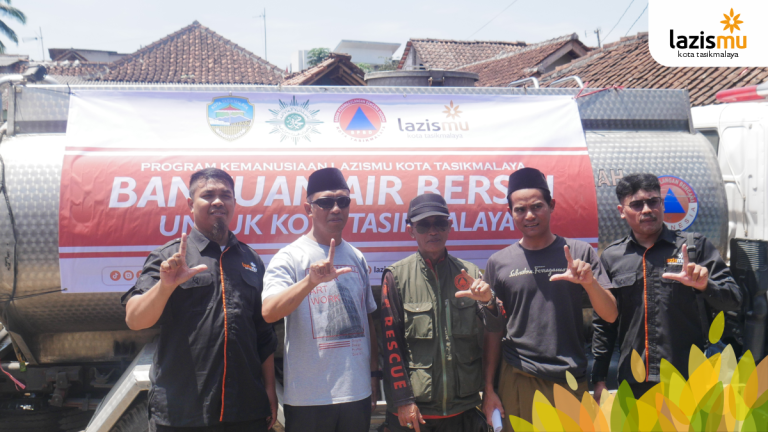 Aksi Cepat Tanggap Kekeringan, Lazismu Kota Tasikmalaya Bersama BPBD Salurkan 5.000 Liter Air Bersih